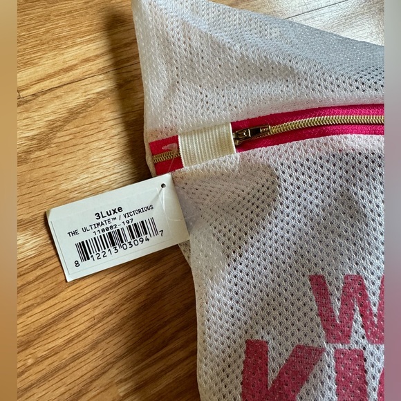 ULTIMATE SPORTS BRA®
High Impact - size: 3 luxe - light purple - Picture 5 of 6